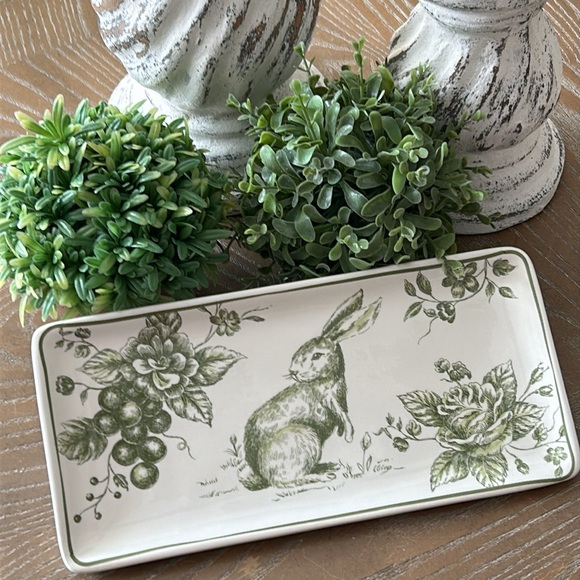 NEW! Vintage Inspired Shabby Chic French Toile Roses Bunny Rabbit Serving Tray - Picture 6 of 10